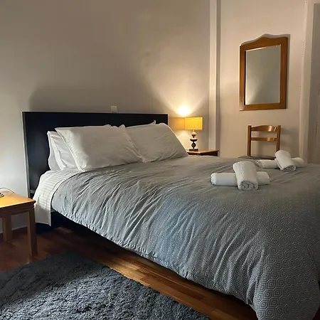 Marias Apartment Smart Key Box By Project 86 Ike Agrinio Extérieur photo